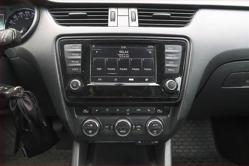 Škoda Octavia (2016) Style 2.0 TDI, 4X4, Navi - fotka 12 z 15
