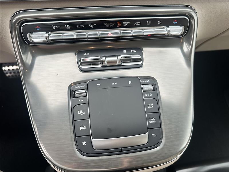 Mercedes-Benz Třídy V 300d 4MATIC L Exclusive - fotka 15 z 17