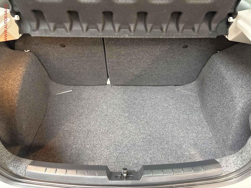 Seat Ibiza (2009) 1.6i, 1.maj, AC, temp - fotka 7 z 13