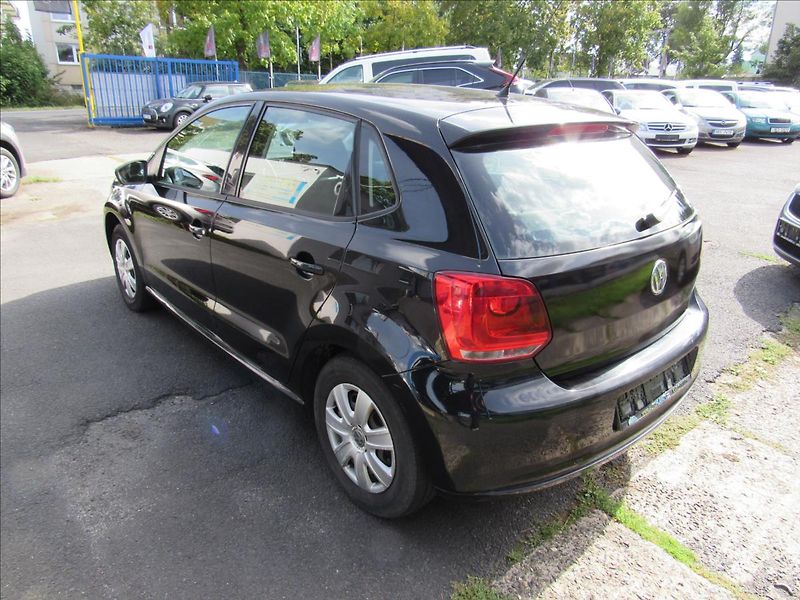 Volkswagen Polo 1,2 51kW Trend - fotka 4 z 27