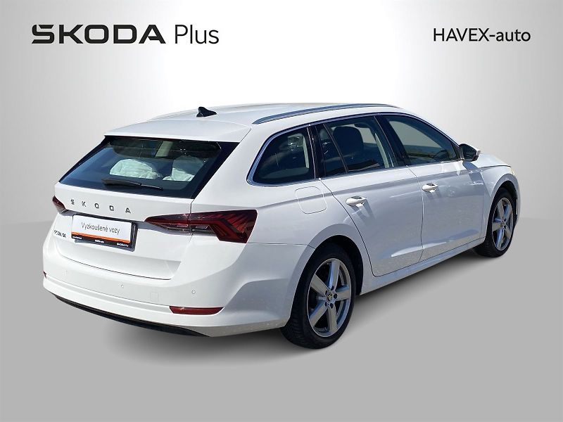 Škoda Octavia (2022) Combi 2.0 TDI DSG Style+ - fotka 2 z 37