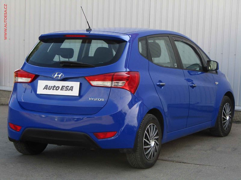 Hyundai ix20 (2013) 1.4 CRDI, ČR, AC - fotka 4 z 15