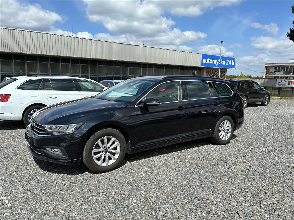 Volkswagen Passat 2,0 App Connect,Manuál,Kamera