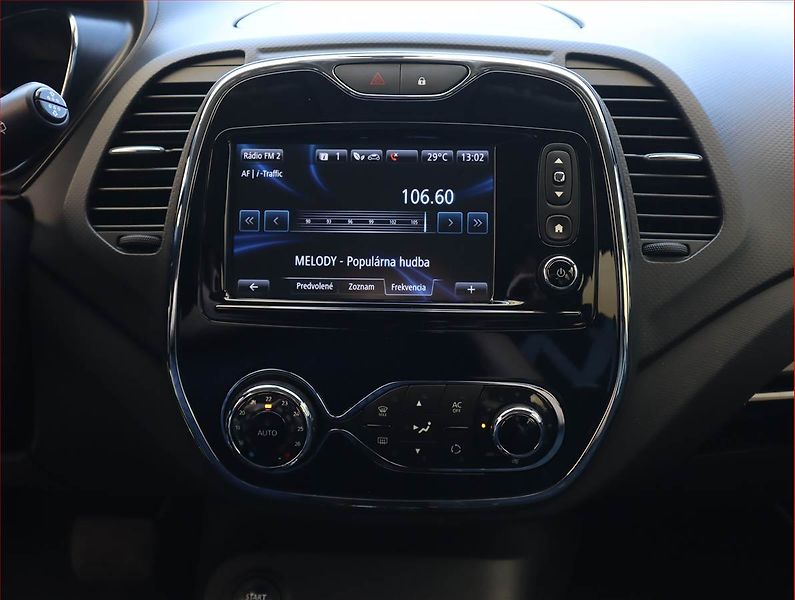 Renault Captur (2013) 1.2 TCe, Automat, Navi - fotka 12 z 20