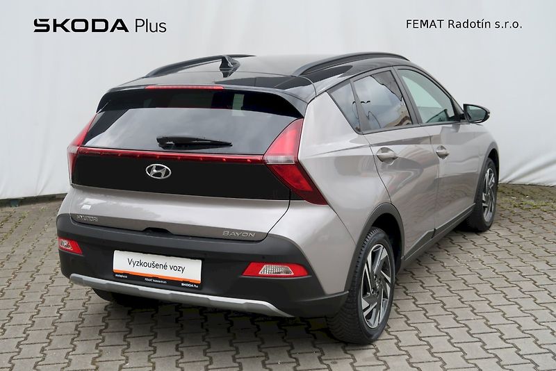 Hyundai Bayon (2023) Smart Climate 1,0 T-GDI DCT7 7 - fotka 21 z 30
