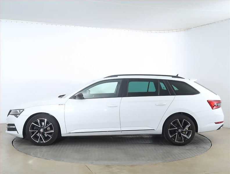 Škoda Superb (2021) Sportline 2.0 TDI - fotka 3 z 20