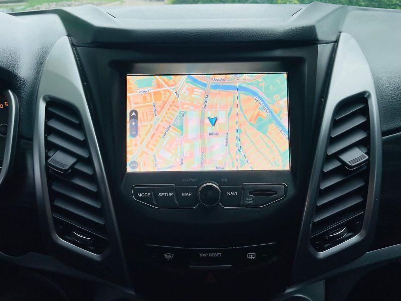 SsangYong Korando 2.2TD 4x4 MANUÁL 1.MAJ TAŽNÉ - fotka 38 z 50