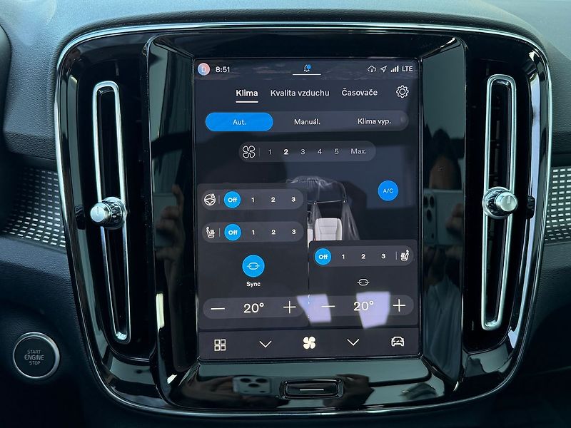 Volvo XC40 ULTIMATE DARK B4, PIXEL LED - fotka 21 z 25