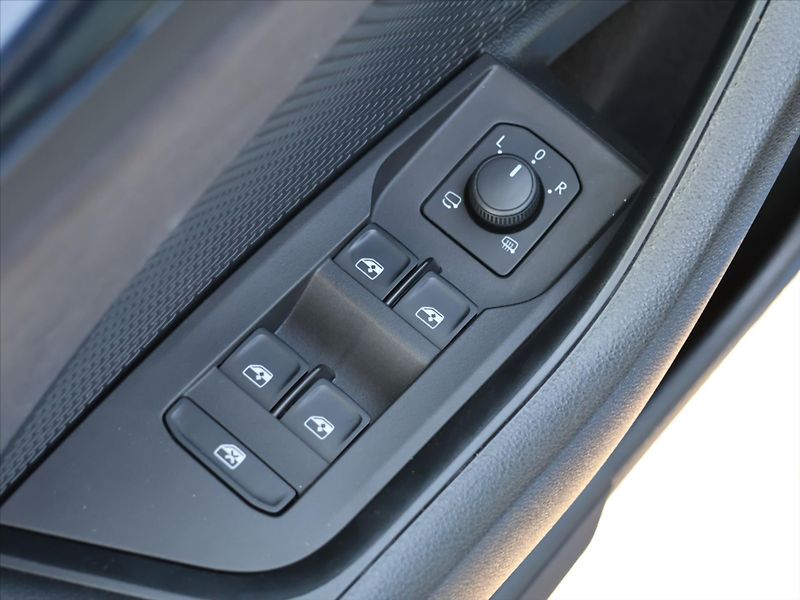 Škoda Octavia 2,0 TDI 147kW DSG 4x4 RS DPH - fotka 17 z 41