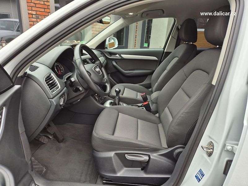 Audi Q3 (2018) 1.4 TFSi 92KW SPORT - fotka 34 z 53