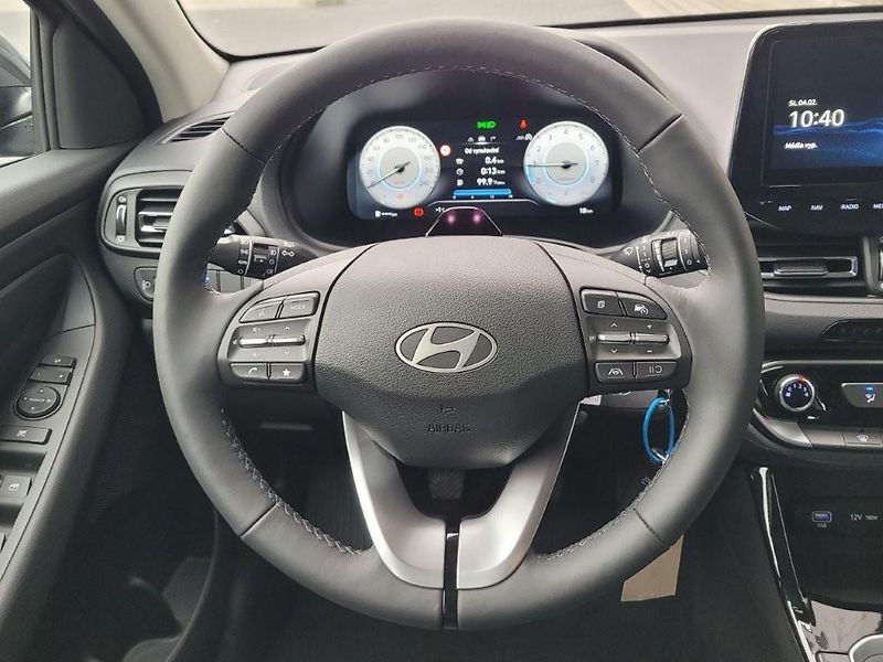 Hyundai i30 (2026) WG 1,0 T-GDI 85kW MT SMART - fotka 17 z 27