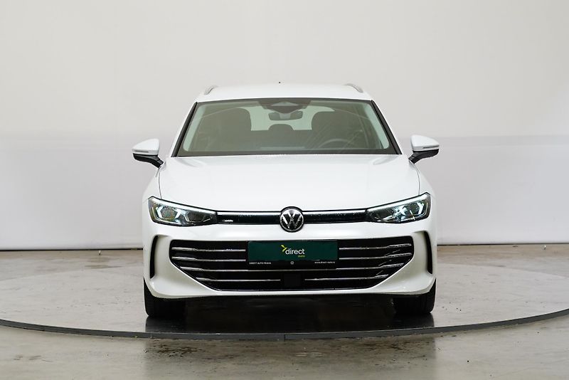 Volkswagen Passat - fotka 4 z 26