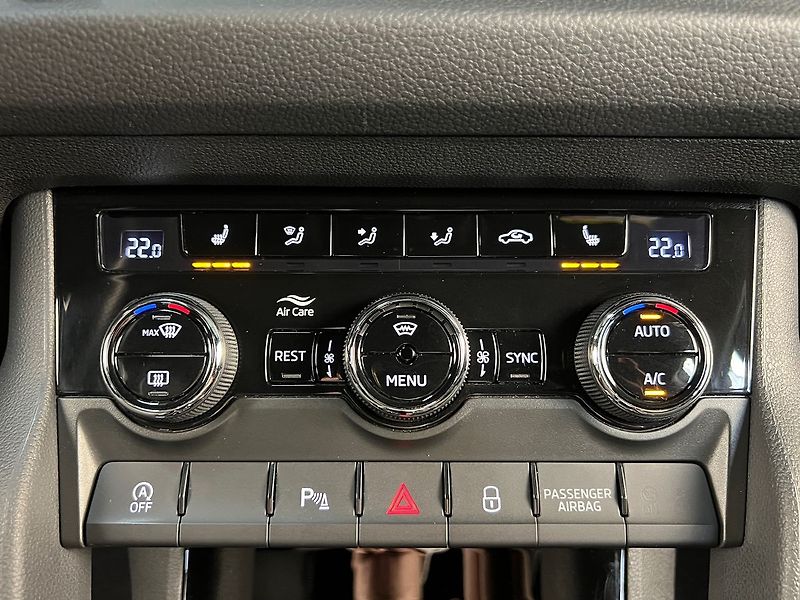 Škoda Kodiaq 2.0 TDI DSG 4X4 SPORTLINE, ACC - fotka 25 z 32