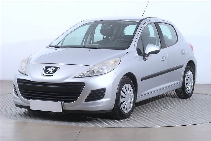 Peugeot 207 (2010) 1.4 HDI, nová STK, rezervace - fotka 2 z 16