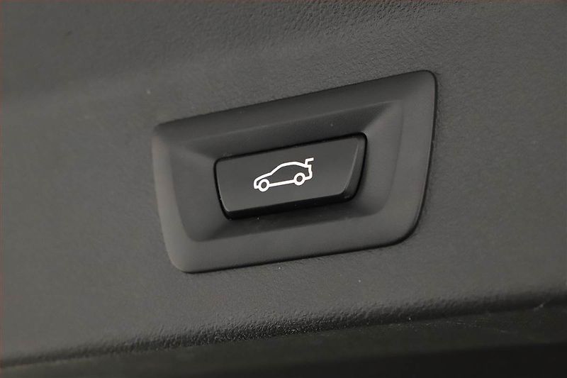BMW iX3 (2022) 80 kWh, SoH 99% - fotka 15 z 20