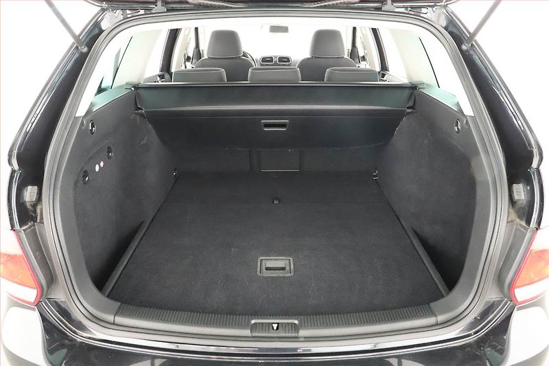 Volkswagen Golf (2012) Comfortline 1.2 TSI - fotka 23 z 24