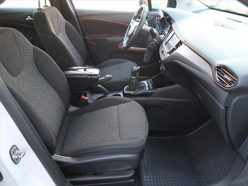 Opel Crossland X (2020) 1.2, Serv.kniha, Tempomat - fotka 9 z 17