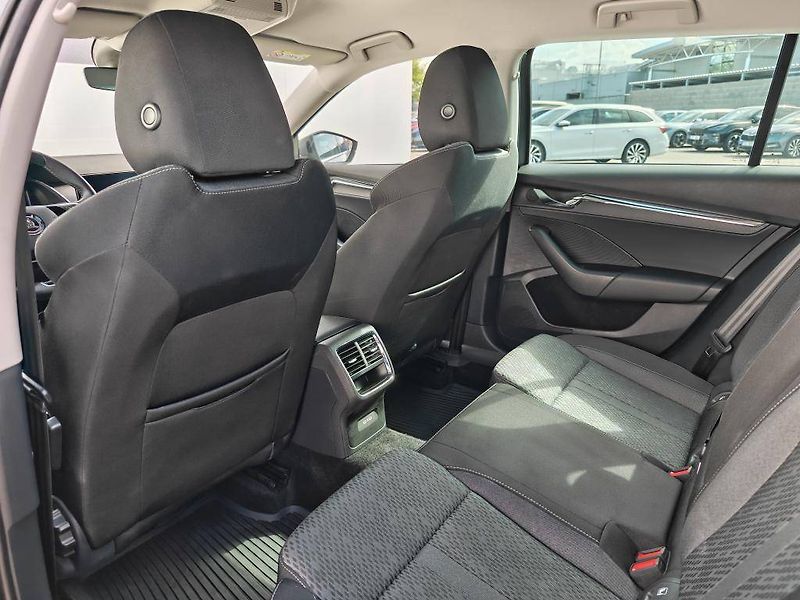 Škoda Octavia Style 7DSG 1,5TSI - fotka 7 z 24