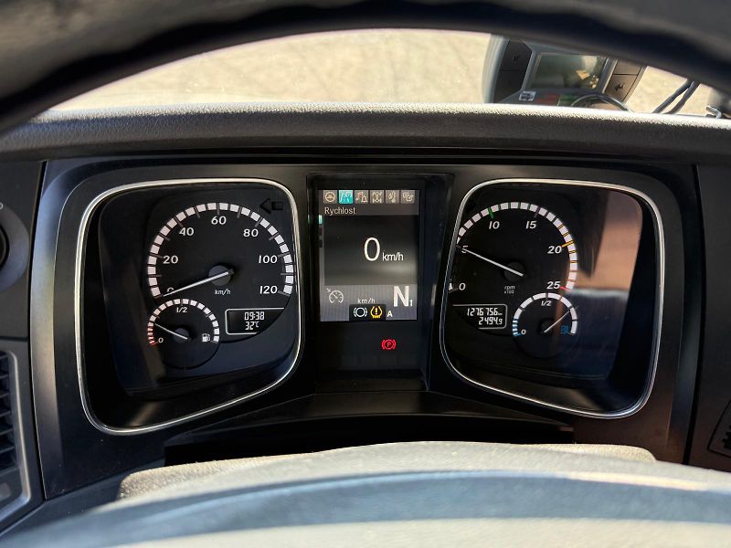 Mercedes-Benz Actros (2016) autotransporter - fotka 14 z 15