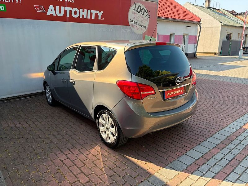Opel Meriva 1.4 16V Cosmo, ČR, Serviska, 9 - fotka 8 z 22