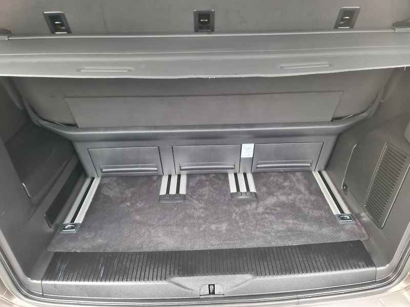 Volkswagen Transporter (2016) MULTIVAN 2.0TDi 110-KW OLOMOUC - fotka 74 z 103