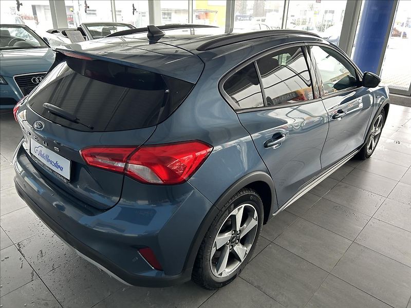 Ford Focus 1,0   ACTIVE,ECOBOOST,AUTOMAT - fotka 6 z 27