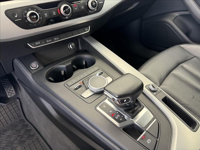 Audi A4 Avant 2,0 TDi, Quattro,TOP STA - fotka 14 z 29
