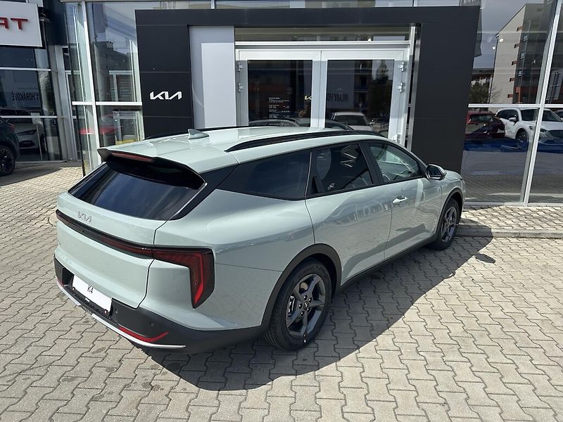 Kia K4 Sportswagon (2026) 1,6 T-GDi  7DCT 110 kW EXCLUSI - fotka 3 z 6