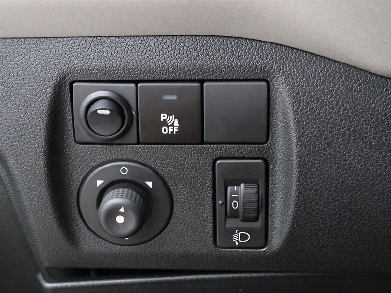 Citroën Berlingo 1.6 HDI 92k Multispace KlimaCZ - fotka 15 z 28