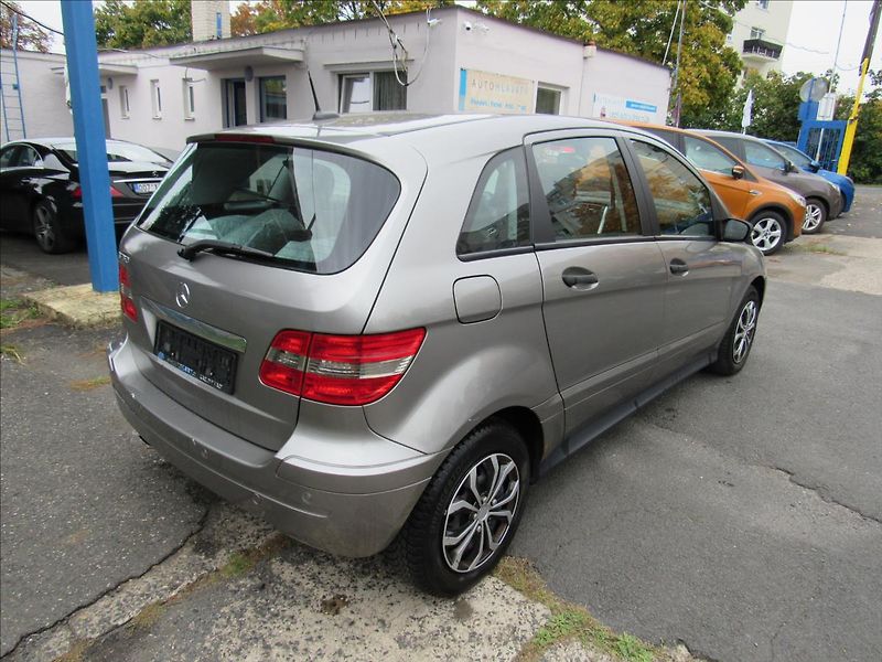 Mercedes-Benz Třídy B 1,5 i 70kW B 150 - fotka 6 z 28
