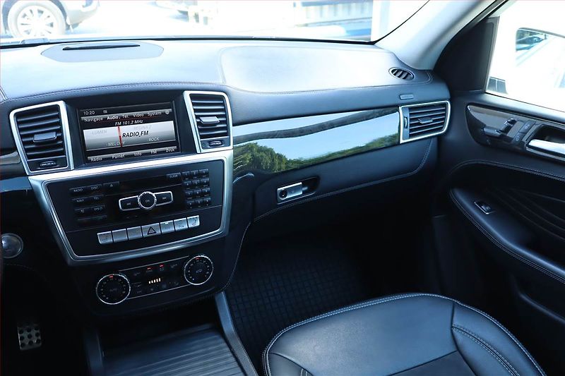 Mercedes-Benz Třídy M (2014) ML 350 BlueTEC, 4X4, Automat - fotka 8 z 28
