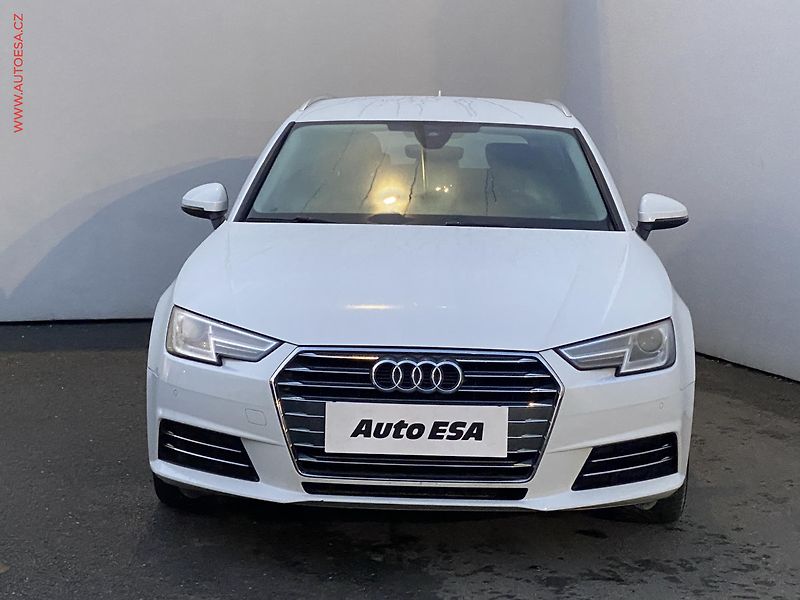 Audi A4 (2016) 2.0 TDi, Bixen, kůže, navi - fotka 2 z 19