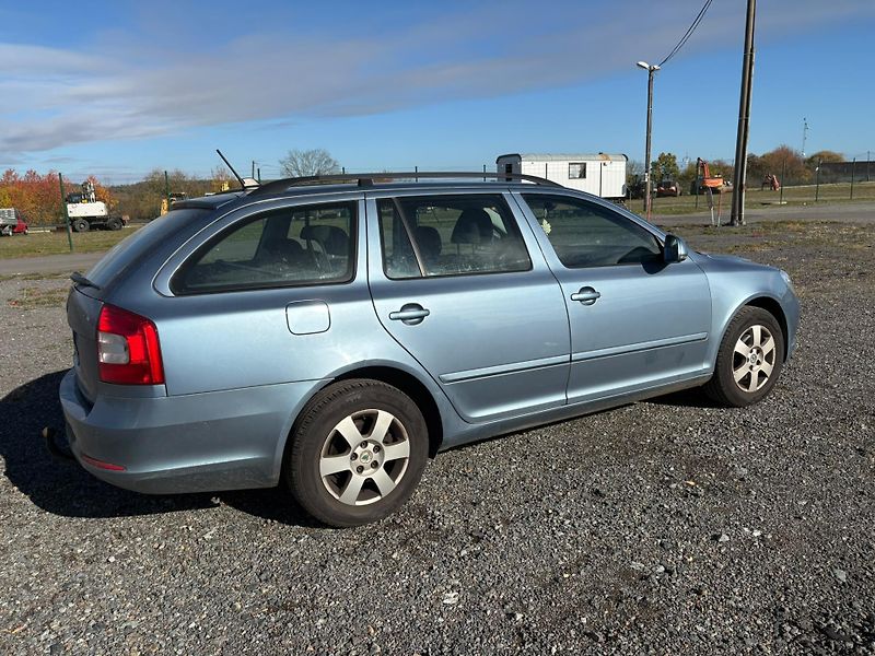 Škoda Octavia (2011) Škoda Octavia 2.0 TDI CR - fotka 7 z 21
