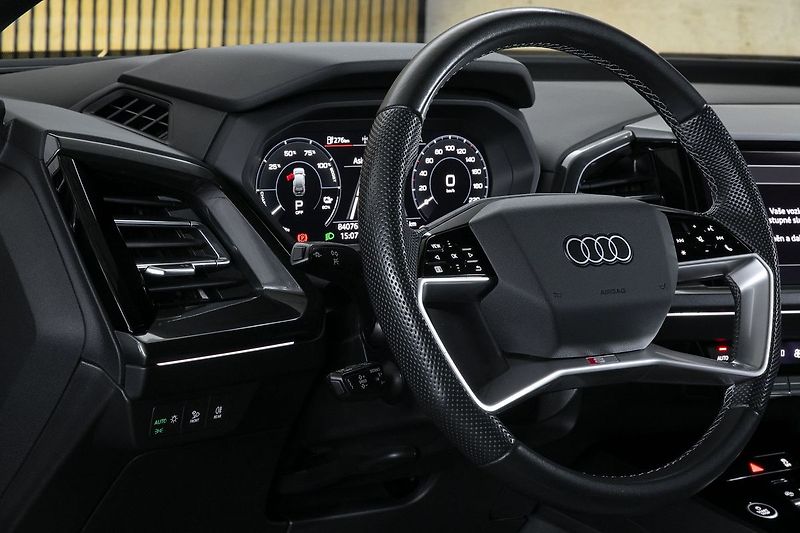 Audi Q4 e-tron 50 220kW Quattro S-Line EdiOne - fotka 17 z 33