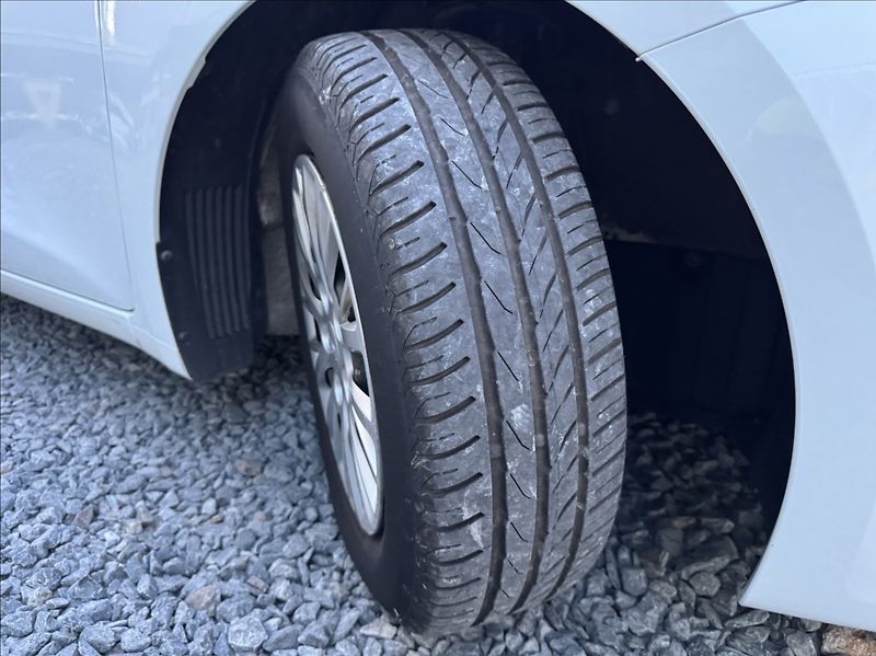 Kia Ceed 1,6 GDI 99kW tempomat původ ČR - fotka 43 z 50