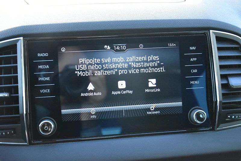 Škoda Karoq (2020) 125 let 1.5 TSI 110kW - fotka 18 z 33