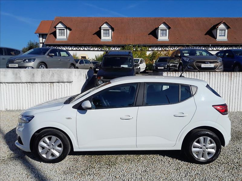 Dacia Sandero 1,0 SCe 49kW - fotka 4 z 48