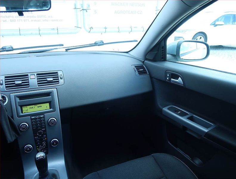 Volvo V50 (2008) 1.8 i, Klima, CZ doklady - fotka 8 z 14