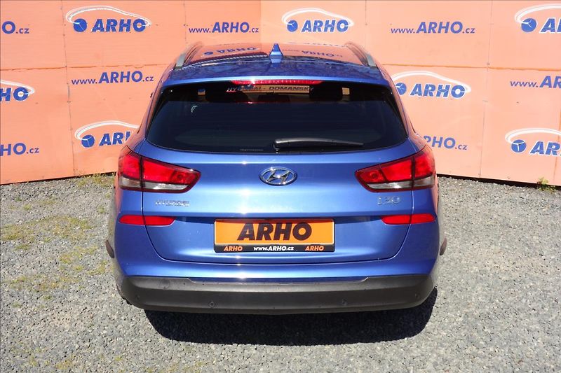 Hyundai i30 1,4 T-GDi,ČR,1 MAJ.,52TIS.KM. - fotka 6 z 44