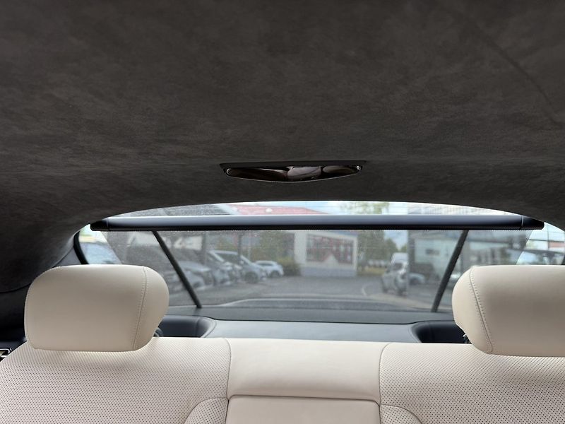 Mercedes-Benz CL (2010) 500 4MATIC - fotka 31 z 44