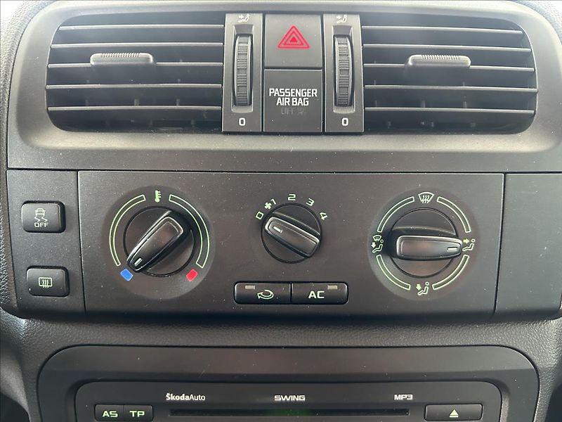 Škoda Fabia 1,4   16V,SERVISKA,KLIMATIZACE - fotka 12 z 20