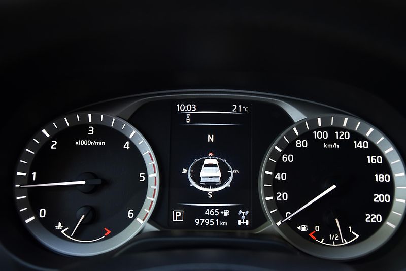Nissan Navara 2.3dCi 140 kW 4X4,EDITION AT32 - fotka 17 z 50