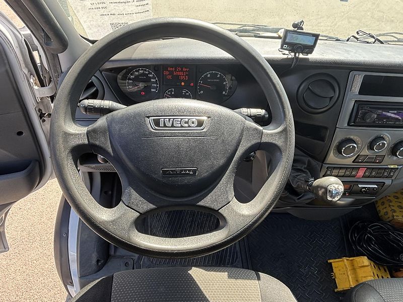 Iveco Daily 70C17/P EEV odtahovka - fotka 15 z 19
