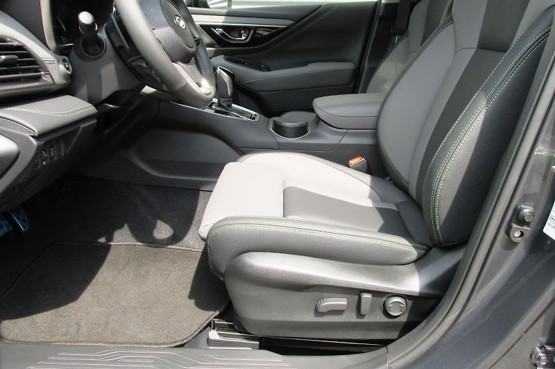 Subaru Outback (2025) 2,5i FIELD  MY25.5 - fotka 10 z 34
