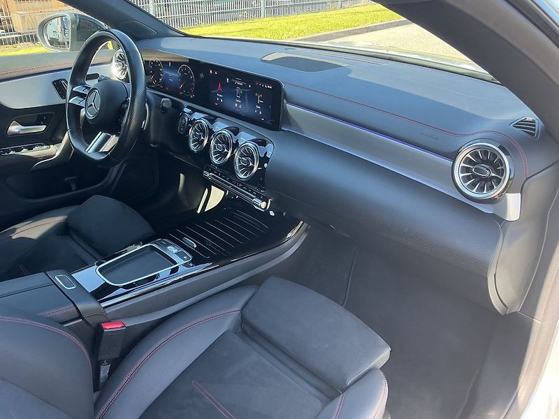 Mercedes-Benz CLA 250 AMG 4MATIC Shooting Brake - fotka 15 z 21