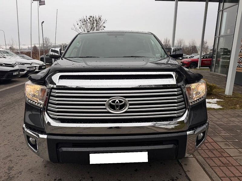 Toyota Tundra Limited - fotka 6 z 6