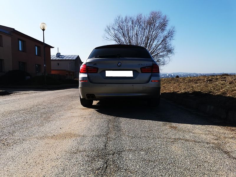 BMW Řada 5 530D XDRIVE TOURING F11 190kW - fotka 27 z 40