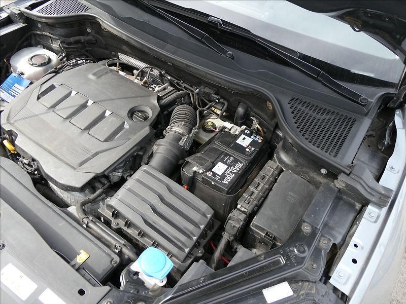 Škoda Karoq 2,0 TDi 110kW,DSG,4x4,1majitel - fotka 41 z 45