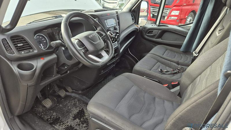 Iveco Daily 35S18 EURO 6 - valník - fotka 5 z 9