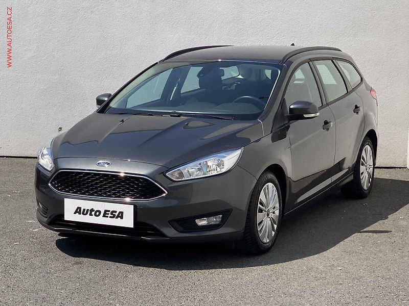 Ford Focus (2016) 1.0 EB, Trend, navi, stř. - fotka 3 z 17